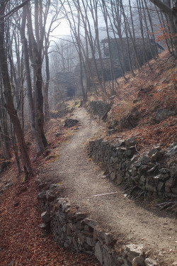 along-my-way:  Hiking in winter time, Italian Alps  Instagram