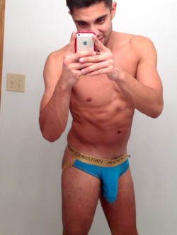 andrewchristian:  Andrew Christian Famous Fan Owen slaying it