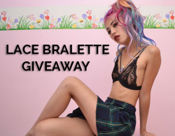 stylemoiblog:  Want to win this lovely Floral Lace Soft Triangle