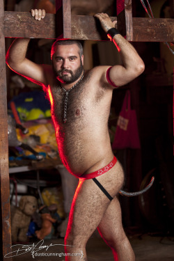 diablodivine:  Donick photographed by Dusti Cunningham. Silicone