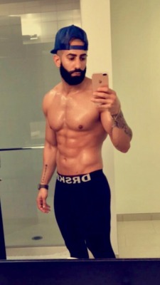 famous-male-celeb-naked:  Yousef Erakat