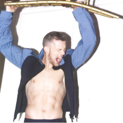 manculture:Russell Tovey