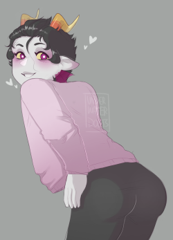 regalcrowvn:these yoga pants are really comfy! c: 