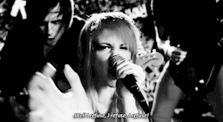 thatgirlwiththescars:  .