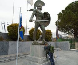 militaryarmament:  A Greek soldier resting upon the statue of