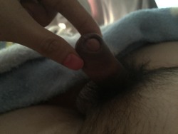 asianfiona:  Took a pic of my Asian husband’s dicklet while