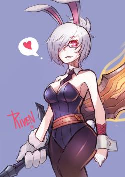 league-of-legends-sexy-girls:  riven battle bunny by LataeDelan