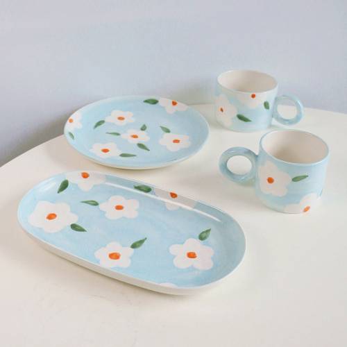 littlealienproducts:    Hand painted Floral Mug Set With Saucer