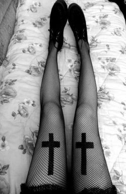 alternative-fashion-blog:  ☁Alternative Fashion Blog☁