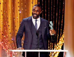 delevingned:  Idris Elba accepts the award for Outstanding Performance