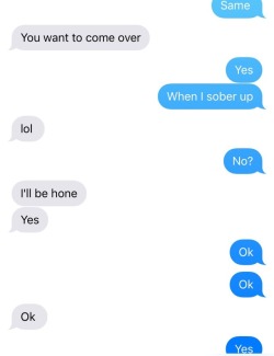 Rob & I drunk texting is literally the stupidest thing ever