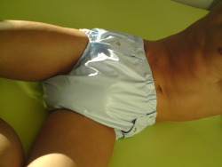 yobnor:  I just love this photo of those adorable plastic pants.