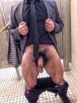 daddydawgs:  this is why pussyboys work those public toilets.