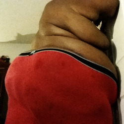 twerkaholixxx:  Modeling my undies. â€œYou like the color red, because thatâ€™s the only color that I love.â€ #juicyfatbooty4dayz  Suddenly, I also love the color red&hellip; I wonder why&hellip;
