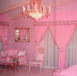 palmvaults:Kitsch interiors at a Nevada house that exists 26