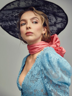 flawlessbeautyqueens:  Jodie Comer photographed by Allie Holloway