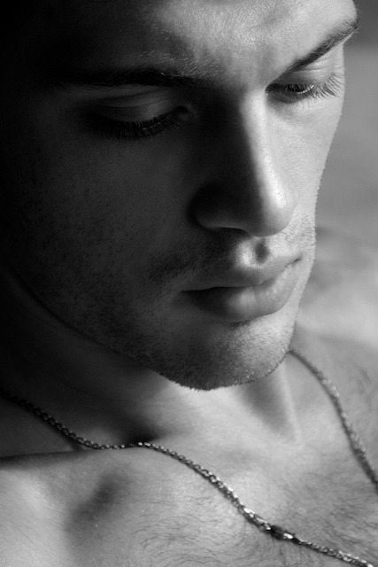 ladnkilt: THE MALE PHILTRUM (Latin)…  THE CUTE INDENT BETWEEN