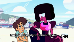 musical-gopher:  Very important message from Garnet   <3slbtumblng