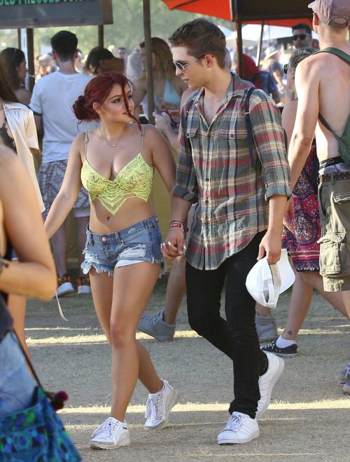 prettymissy4u:  Ariel Winter - Coachella. ♥