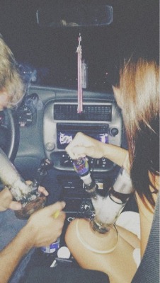 girlsthatloveweed:  Relationship Goals