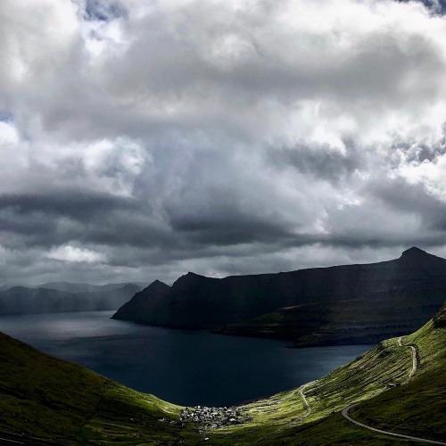 utwo:  Green is the new Black - Faroe  / Faroe Islands© Vincent