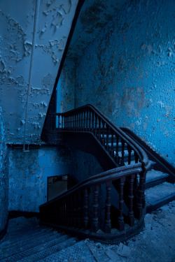  Grand staircase at Hudson River State Hospital during civil