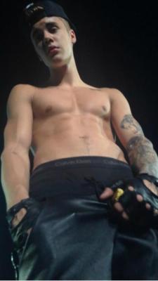 traumerr:  gwenstafani:  lawd  mess but yes