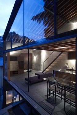 nonconcept:  House in Kitakamakura, Japan by Suppose Design Office.