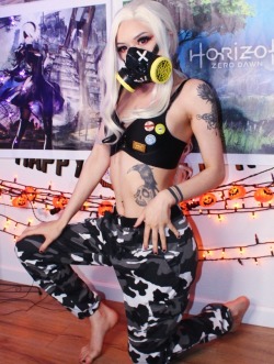 xcorpsekittenx:  More sneak peeks of my Roadhog photoset 