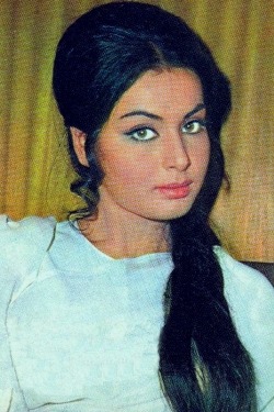 bigbennklingon:  Rakhee Gulzar