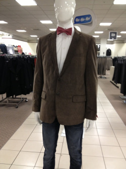 theraggedymadman:  littlecons:  Jcpenny knows how to dress up