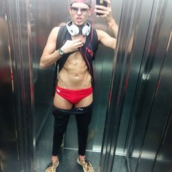 speedogram:   Speedogram | Speedos of Instagram 