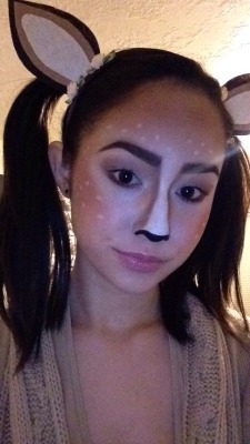 lycheecutie:  poor quality halloween selfie! im a lil fawn :^)