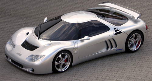 carsthatnevermadeit:  Lotec Sirius, 2000. A mid-engined supercar prototype with a twin-turbo Mercedes V12 engine which gave it a claimed top speed of 400kph