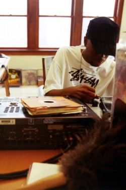 old-citizen:  J DILLA.