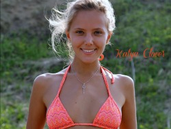 katya-clover:  (via bikini-model-katya-clover-desktop-background-497264.jpg