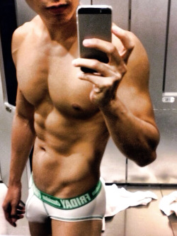 solitheus:  the abs are still quivering… thanks, james! 