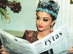 vintagewoc:Aishwarya Rai (1994)