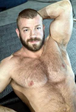 https://mobile.twitter.com/guysandpits