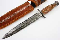 gunrunnerhell:  Christian Avakian Knives - AVAK Dagger