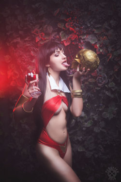 hotcosplaychicks:  Vampirella cosplay by MrProton Check out http://hotcosplaychicks.tumblr.com
