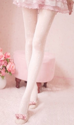 shiwa-hime:    ♡ Cute  tights with     flower     pattern +7