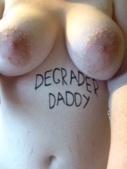 degrader-daddy:  This fat fuckpig wants to be degraded. Its cunt