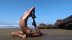 nakedhealingtouch: Tantra practice & Holistic Healing with