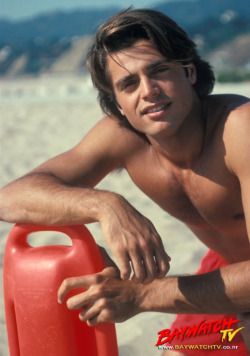 hotcelebs2000:  DAVID CHARVET 