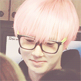 rinaku-blog:      yesung and his pink cotton candy hair     