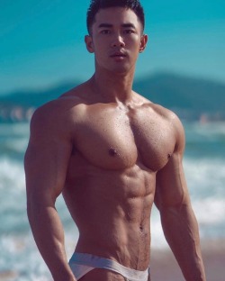 asian-men-x:  @hongxiaolongbruce