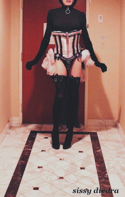 sissymaid-diedra-transamm:  Please Mistress… If i go out like