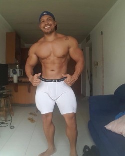 keepemgrowin:  machoxavier:    “Choose me… pick thick.”