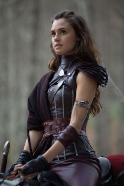 pretty-babez:  Poppy Drayton (as seen in Shannara Chronicles)